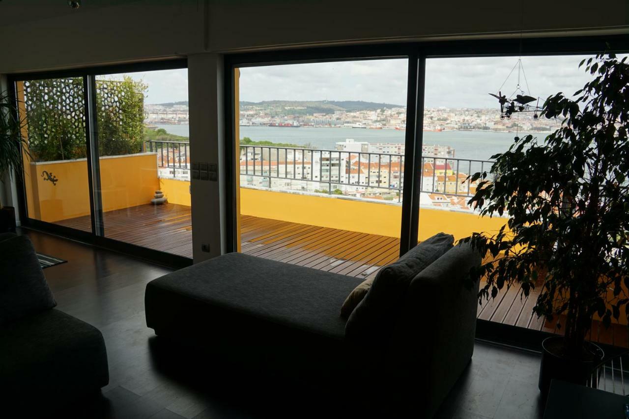 Penthouse Bellevue Apartment Almada Exterior photo