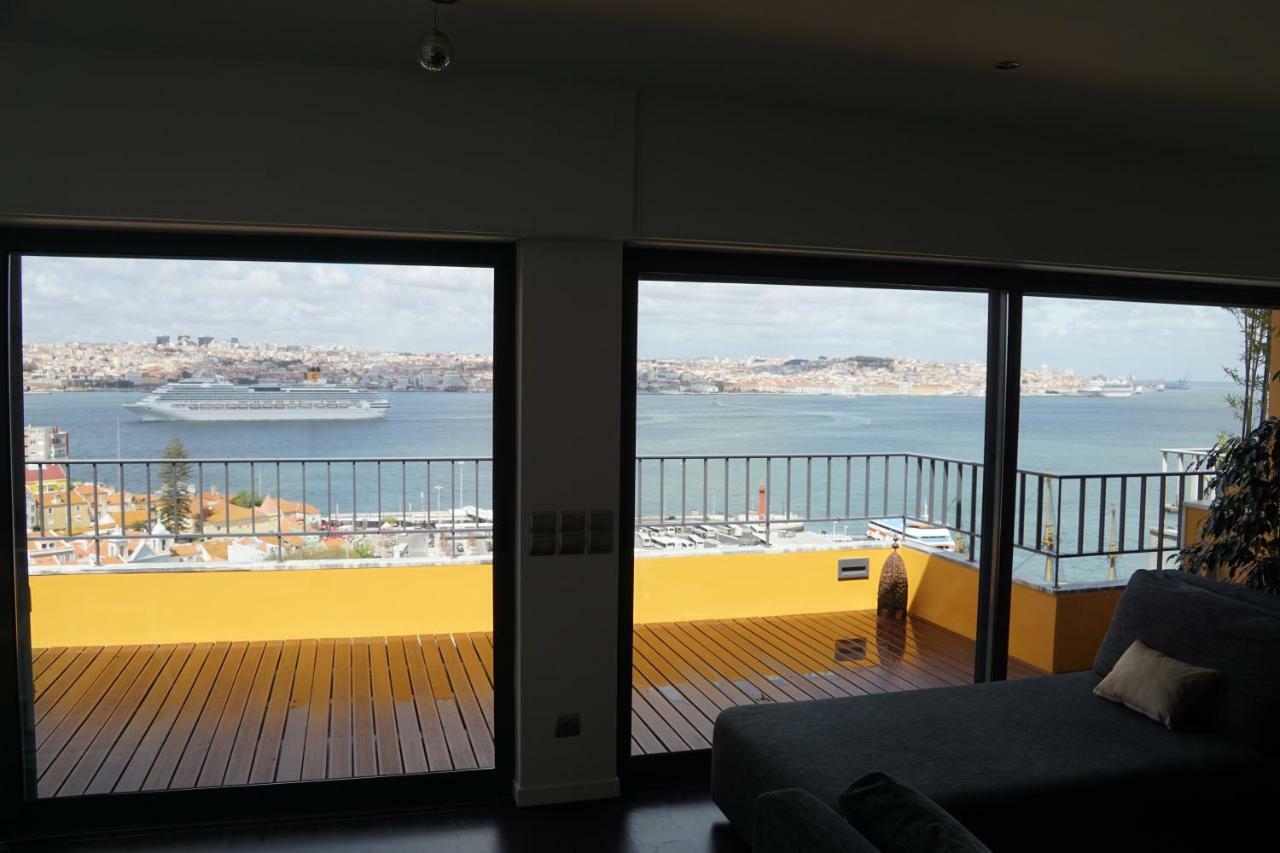 Penthouse Bellevue Apartment Almada Exterior photo