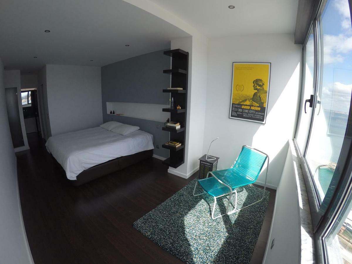 Penthouse Bellevue Apartment Almada Exterior photo