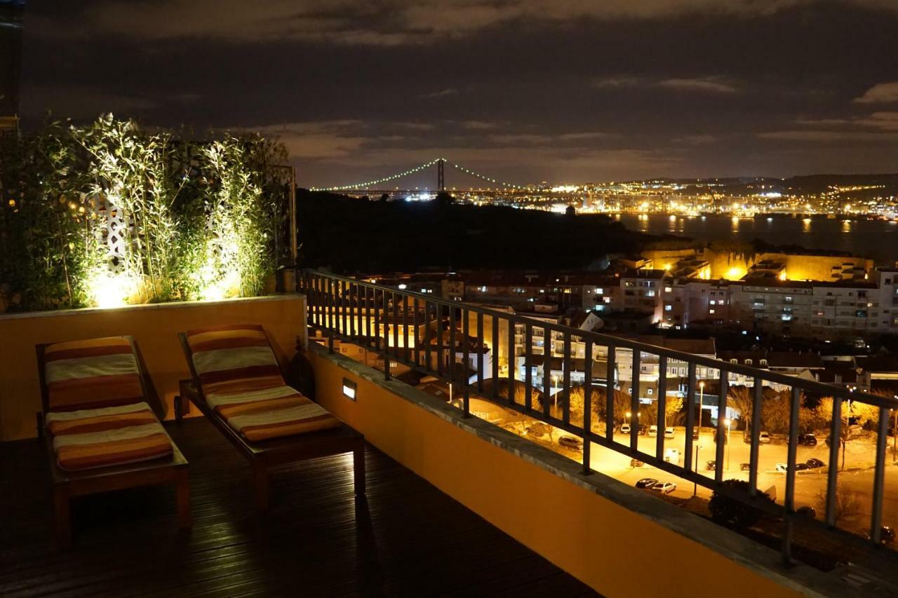 Penthouse Bellevue Apartment Almada Exterior photo